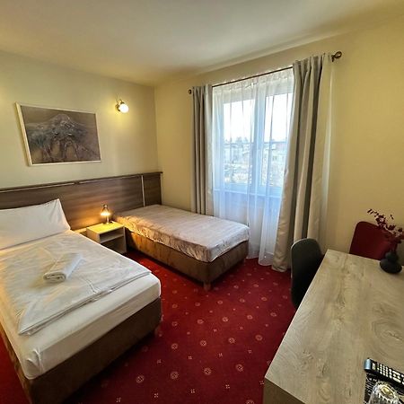 Hotel Brixen Havlickuv Brod Bagian luar foto