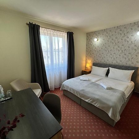 Hotel Brixen Havlickuv Brod Bagian luar foto